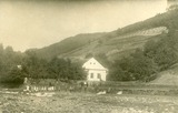 Budova školy r. 1920
